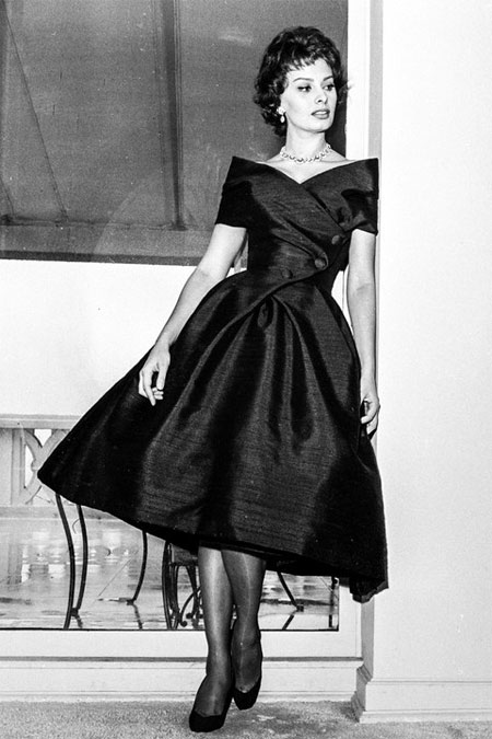 Sophia Loren in einem New Look-Kleid